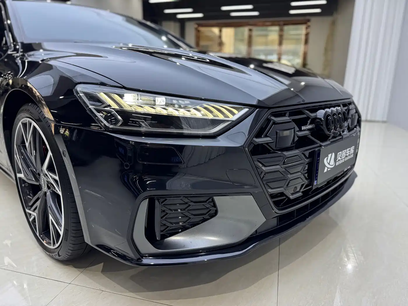 Audi A7L 2024 45 TFSI quattro S-line Black Warrior Edition фото 7