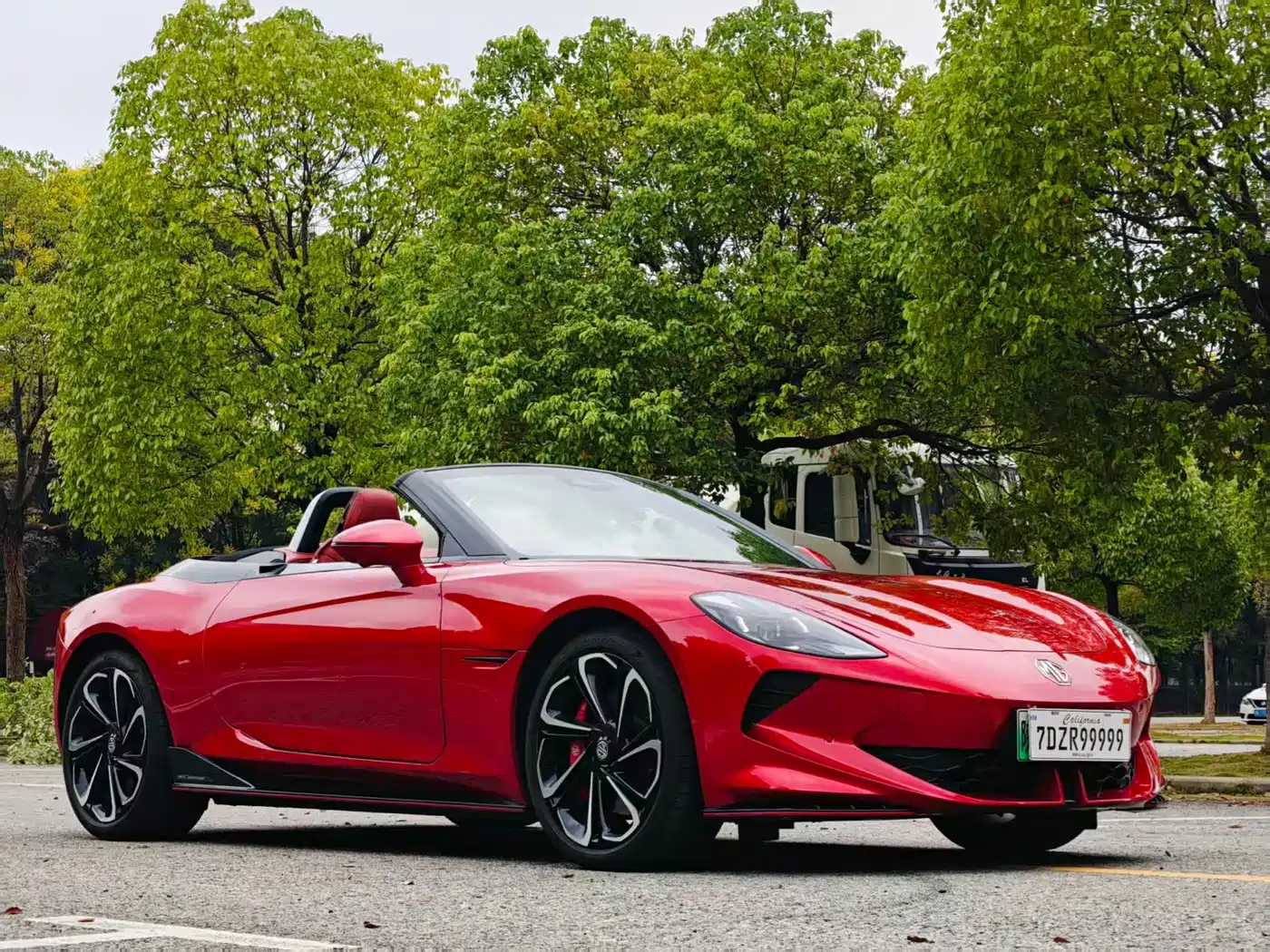 MG Cyberster 2023 2024 520km Legendary AWD Version