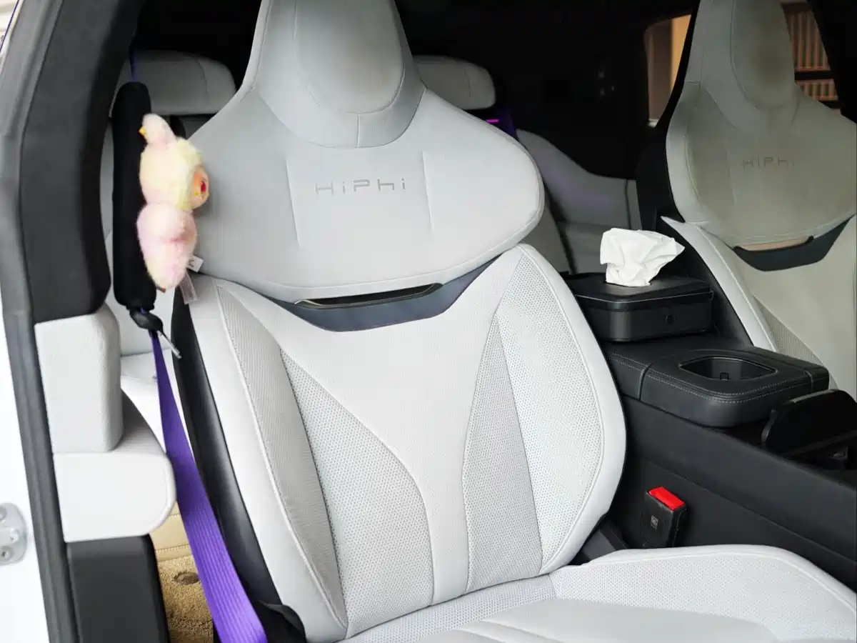 HiPhi Z 2023 4-Seater Edition фото 14