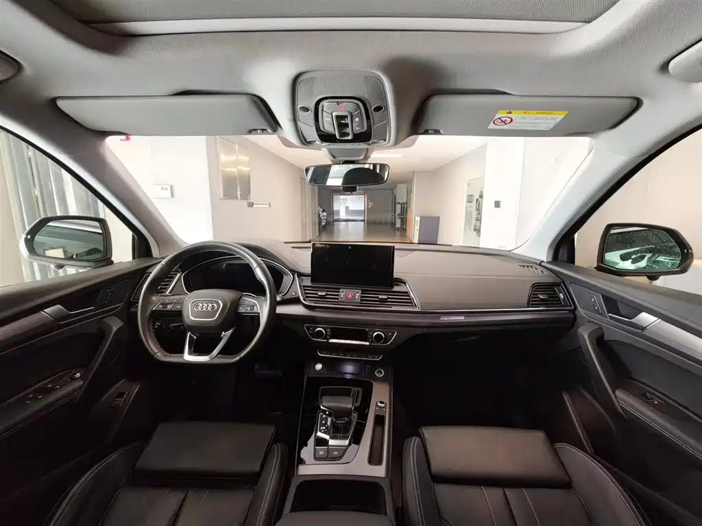 Audi Q5L 2022 40T Luxury Dynamic фото 16