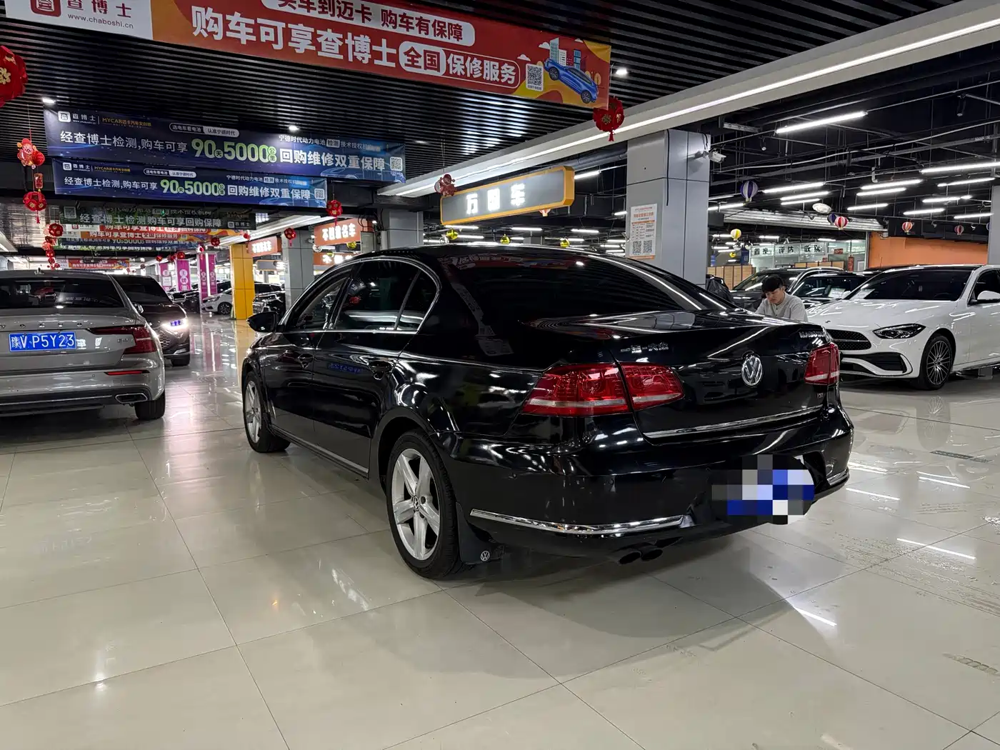 Volkswagen Magotan 2012 Facelift 2.0TSI Premium фото 8