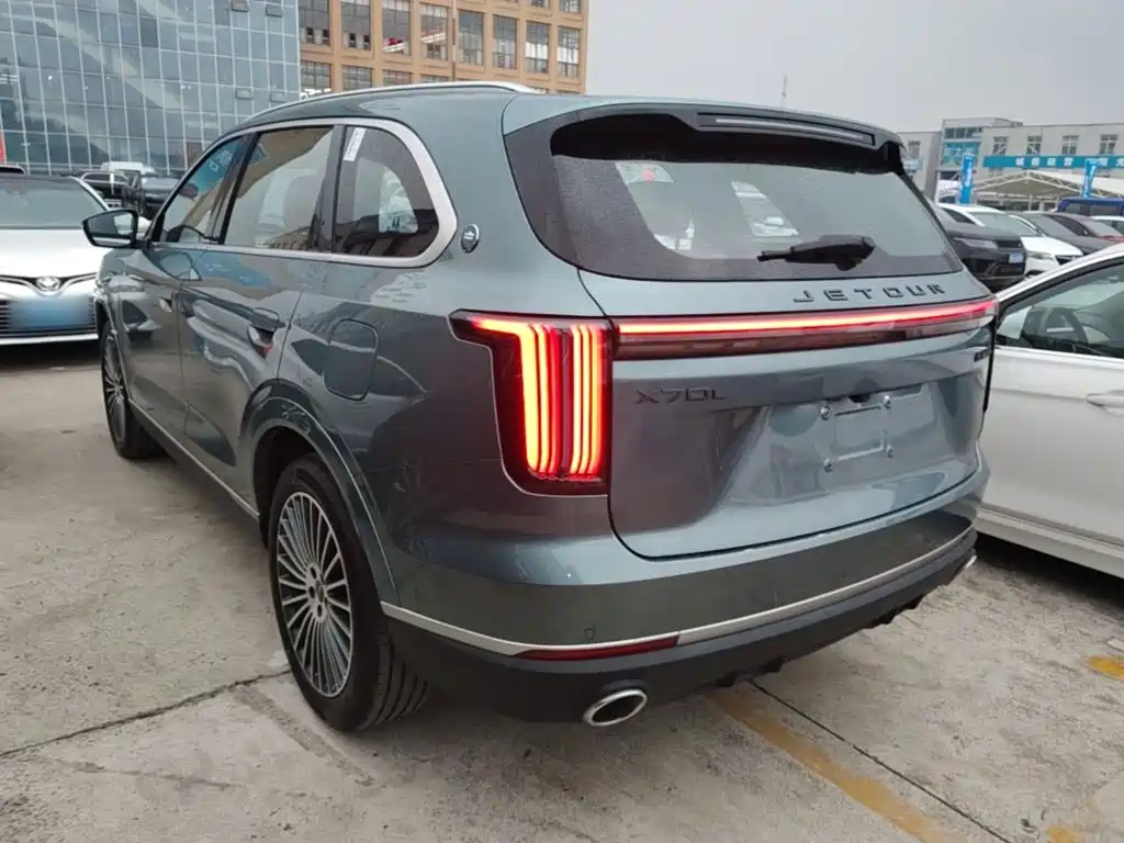 Jetour X70L 2025 2025 2.0T Automatic Flagship 7-Seater