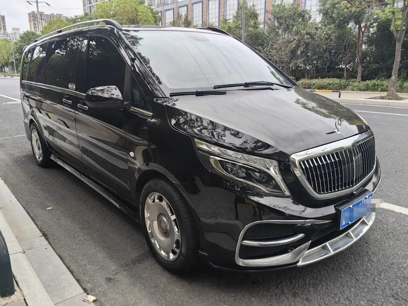 Mercedes-Benz Vito 2021 2.0T Business Edition 7-seater фото 3