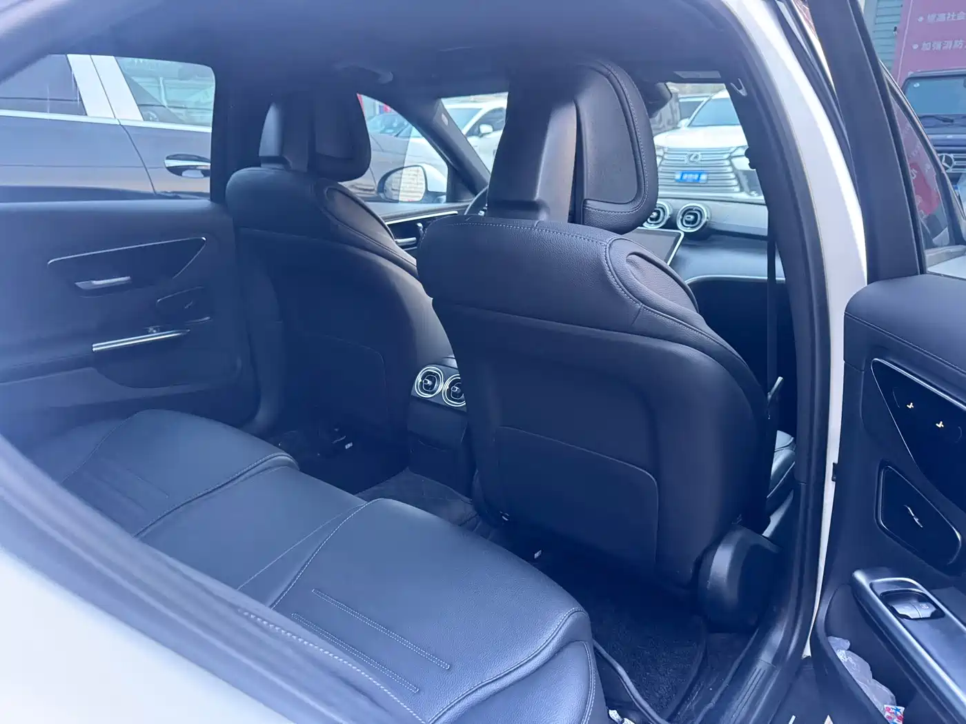 Mercedes-Benz C-Class 2024 C 260 L 4MATIC Sport фото 13