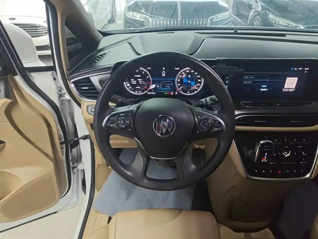 Buick GL8 2021 ES Landlord 653T Premium фото 11