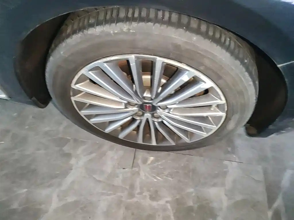 Hongqi H9 2023 Model 2.0T Smart Connect Flagship Edition фото 14