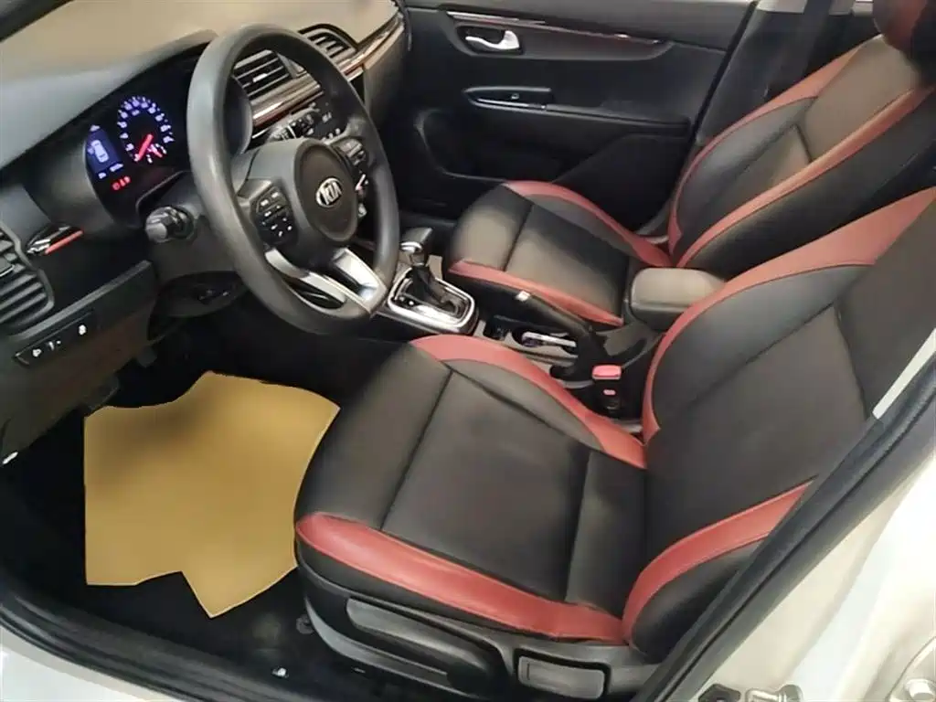 Kia KX CROSS 2017 1.4L AT GLS фото 11