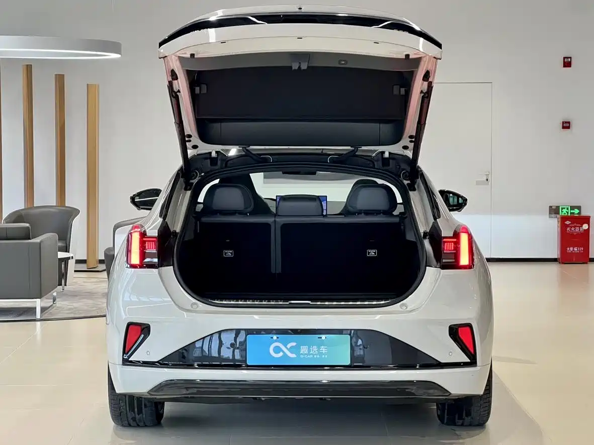 ZEEKR EXTREME KRYPTON 001