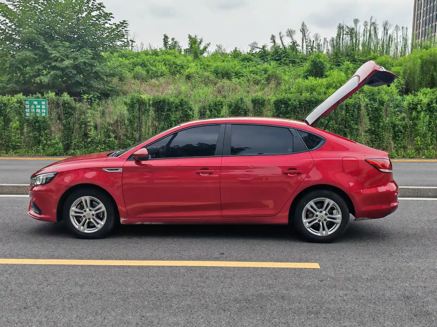 Фото 7 - MG MG6