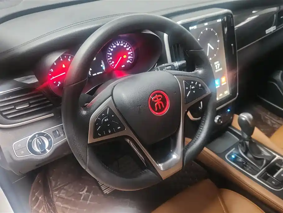 BYD Song MAX 2018 1.5T Auto Smart Connected Elite 6-Seater фото 15