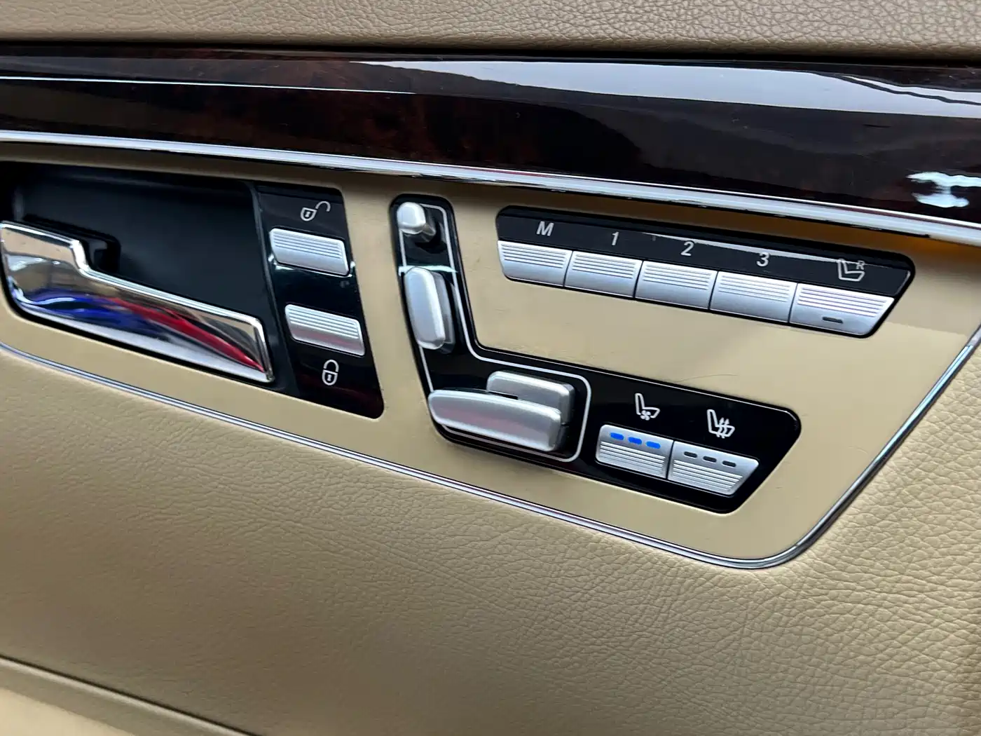Mercedes-Benz S-Class 2012 S 400 L HYBRID Grand Edition фото 26