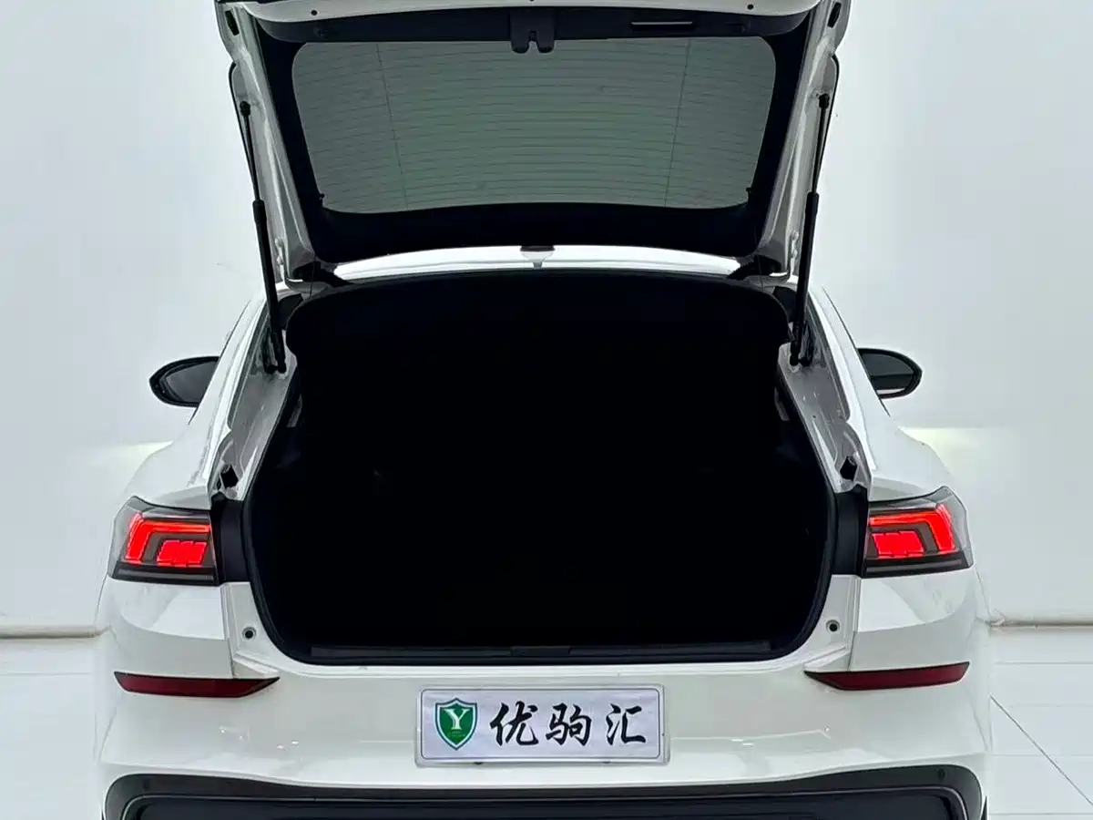 Volkswagen Lamando, миниатюра 11