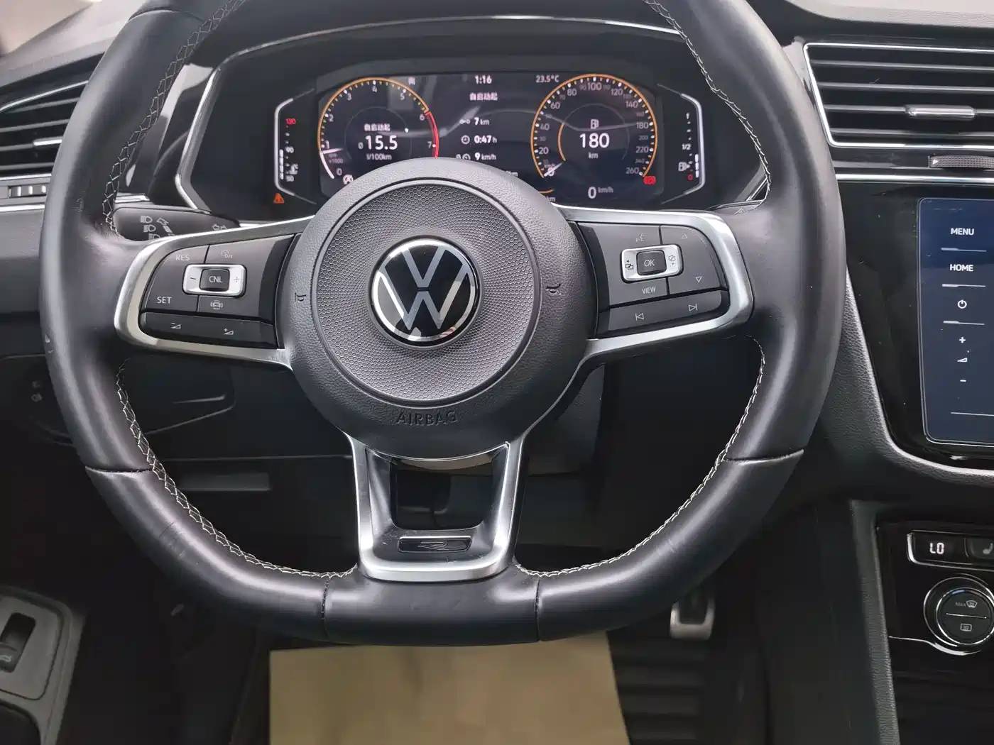 Volkswagen Tiguan L 2022 330TSI Automatic 2WD Smart Edition фото 13