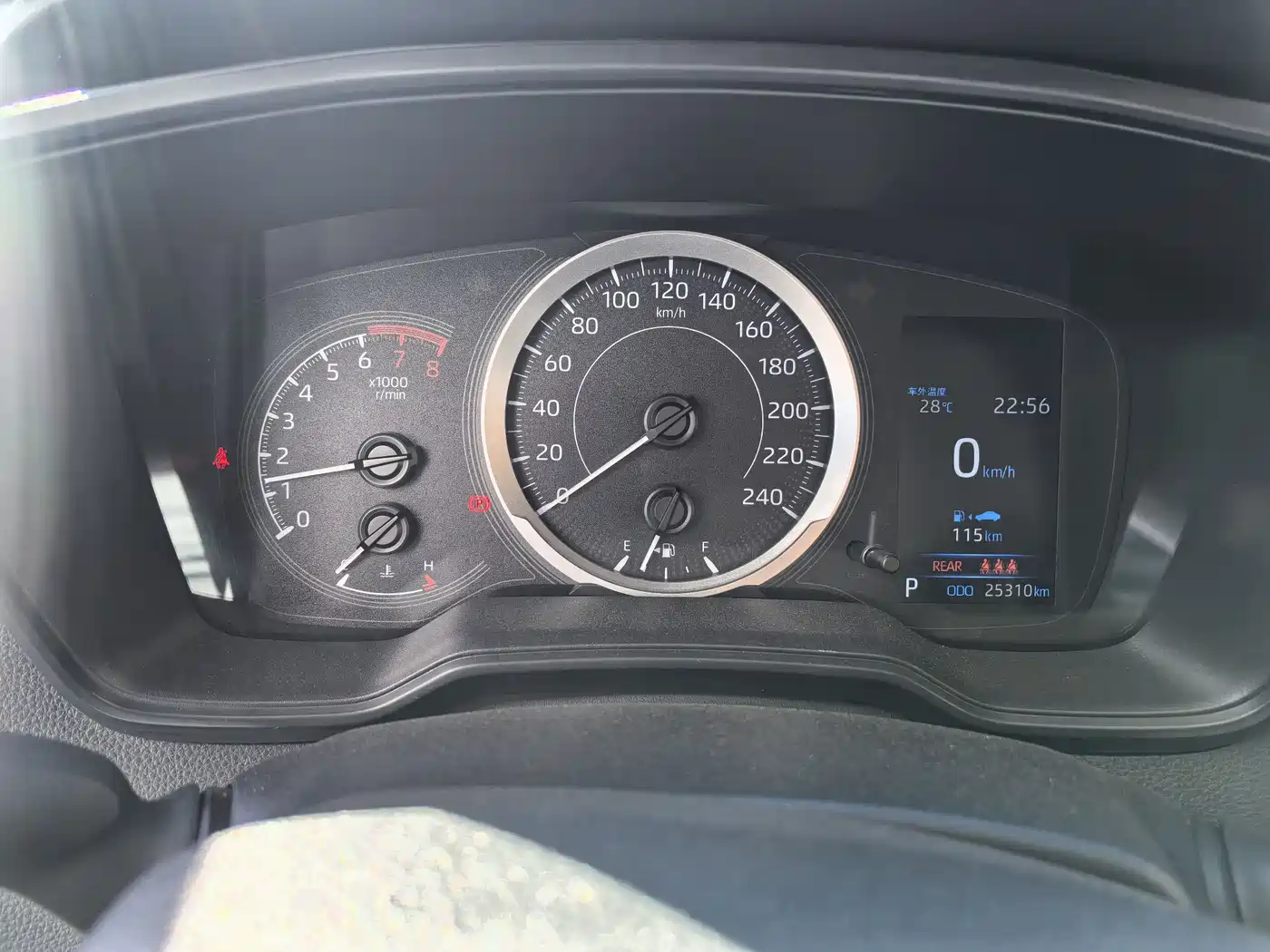 Toyota Corolla 2023 1.2T Pioneer Edition фото 6