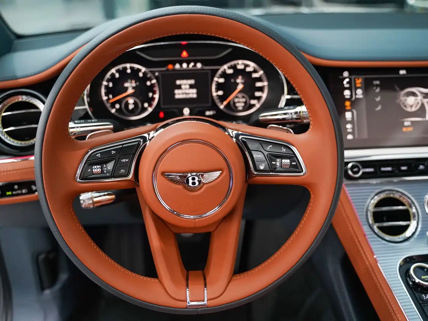 Bentley Continental 2022 6.0T GT W12 Mulliner Convertible фото 11