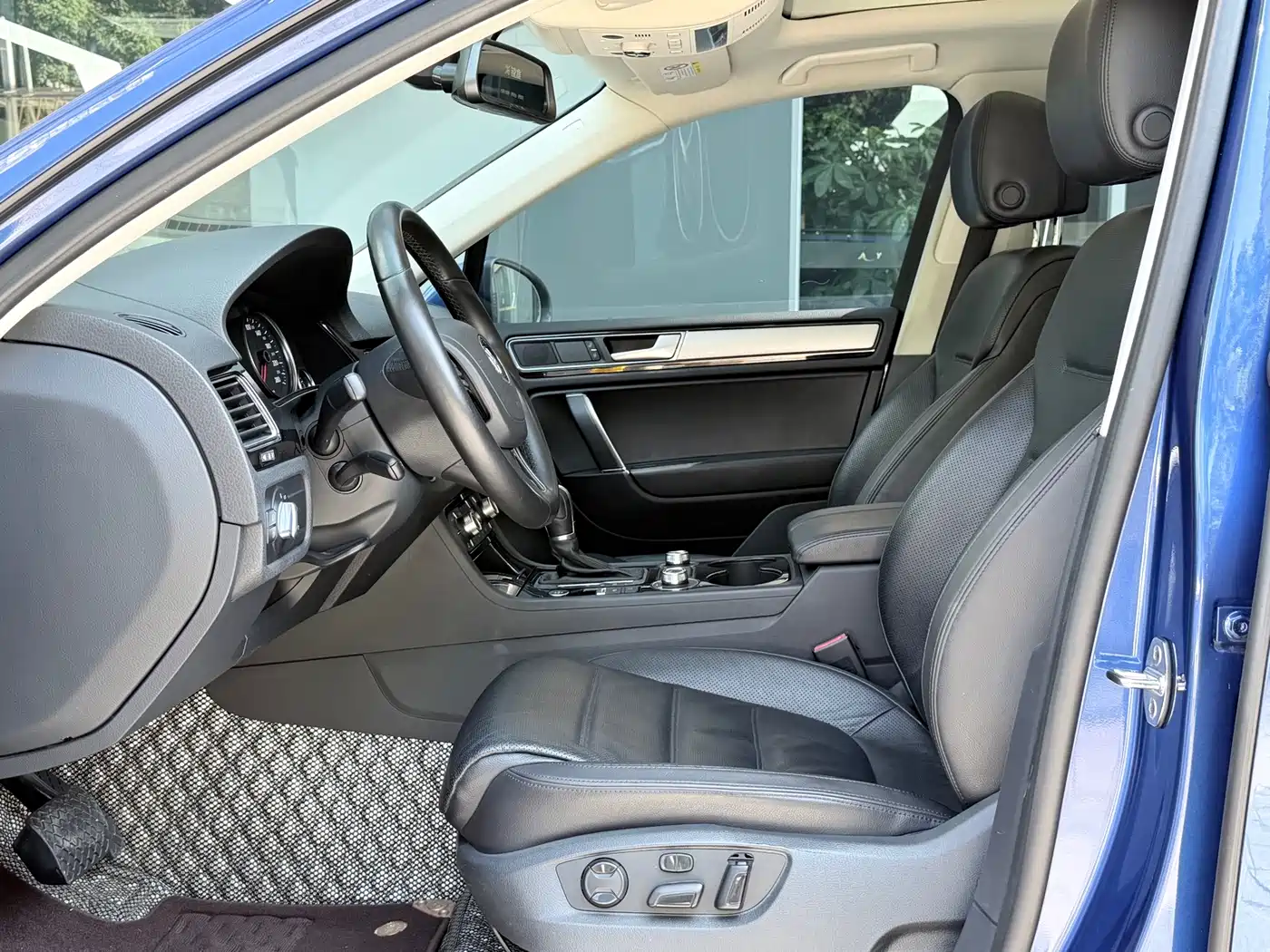 Volkswagen Touareg 2017 2017 3.0TSI Explorer Edition