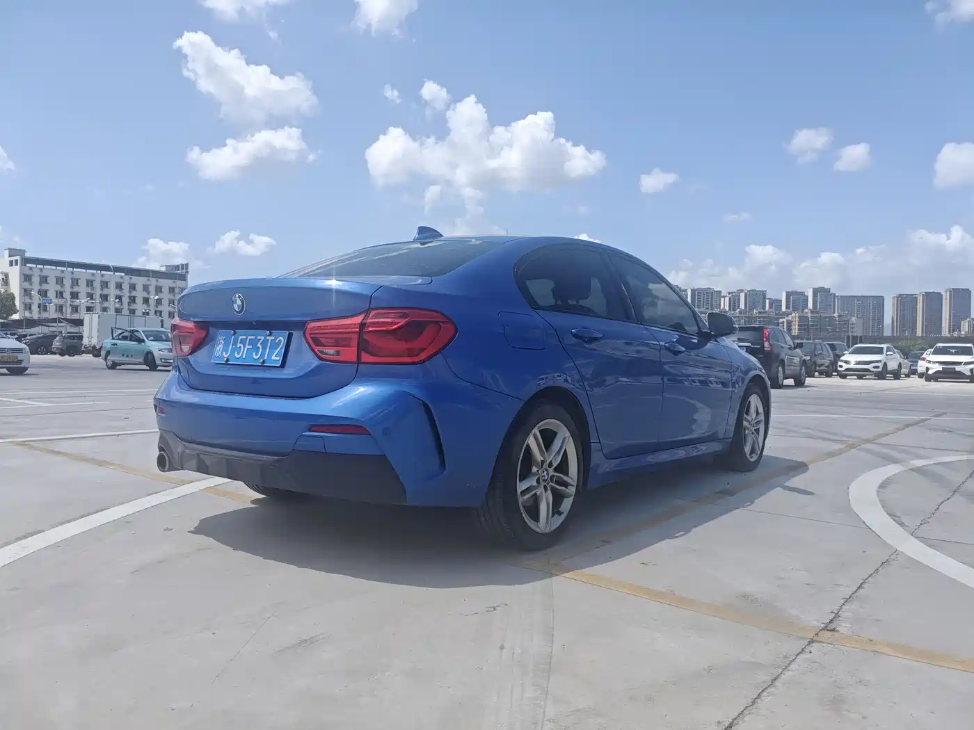 BMW 1 Series 2019 118i M Sport Package фото 6