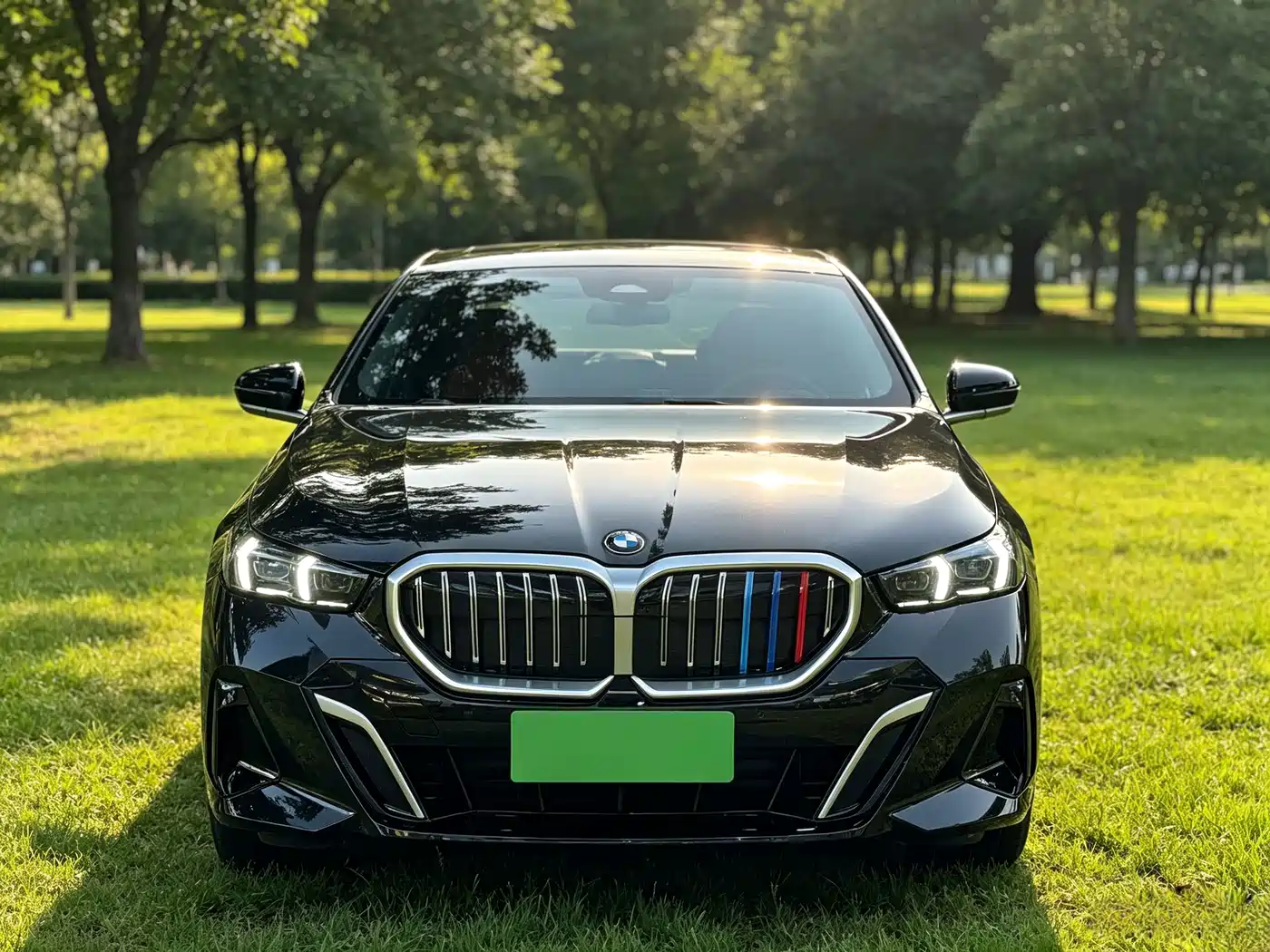 Фото 2 - BMW 5 Series