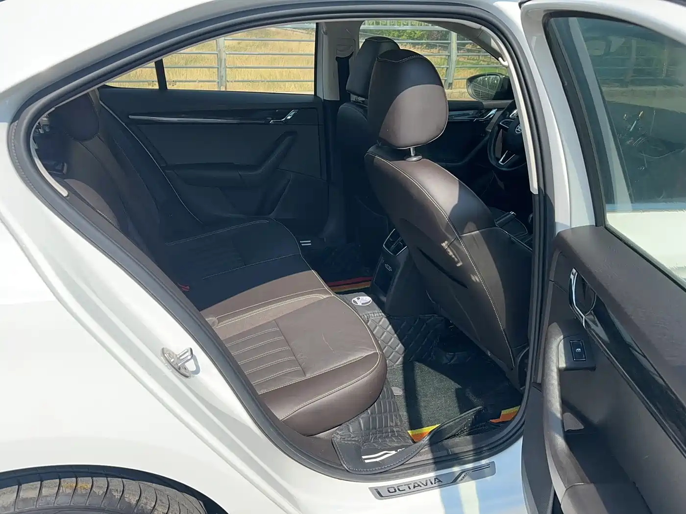 Škoda Octavia 2018 TSI280 DSG Flagship Edition фото 24