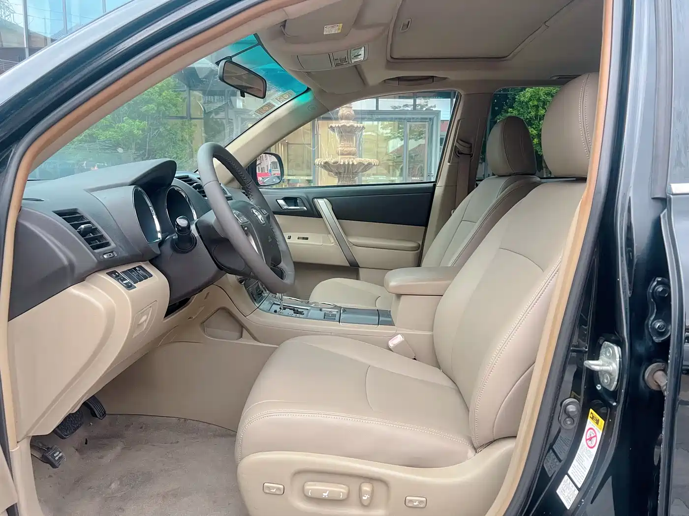 Toyota Highlander 2009 2.7L 2WD 7-seater Luxury Edition фото 7