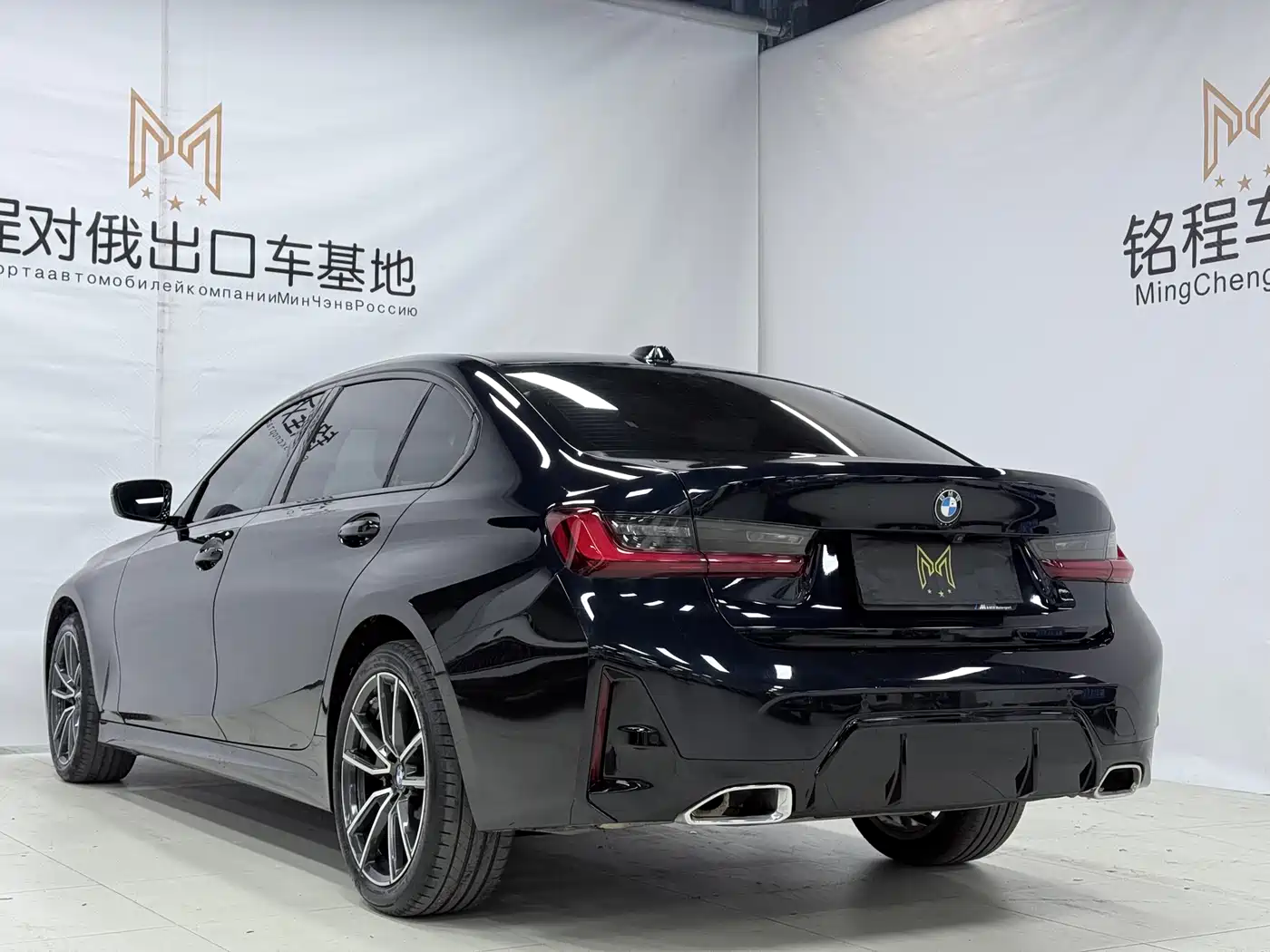 BMW 3-SERIES