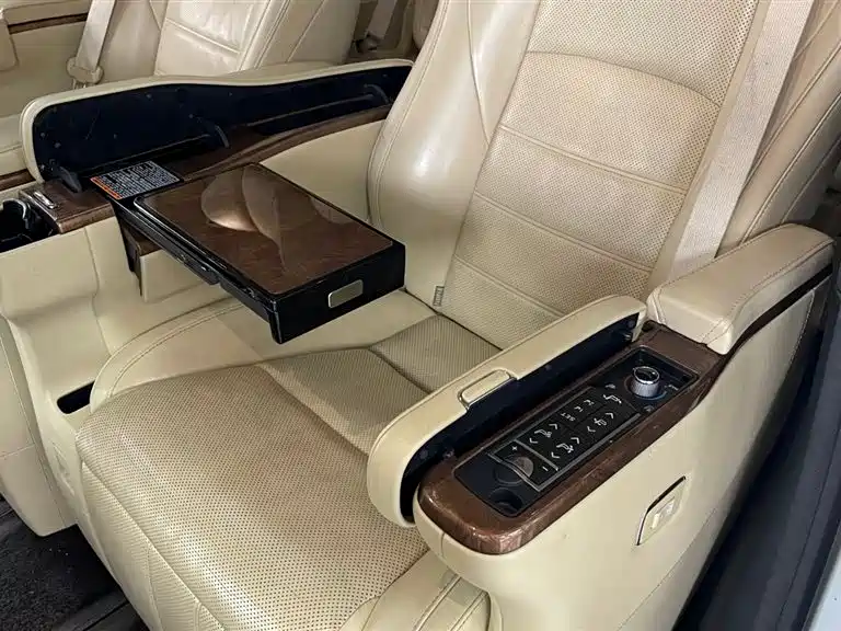 Toyota Alphard 2018 3.5L Premium фото 15