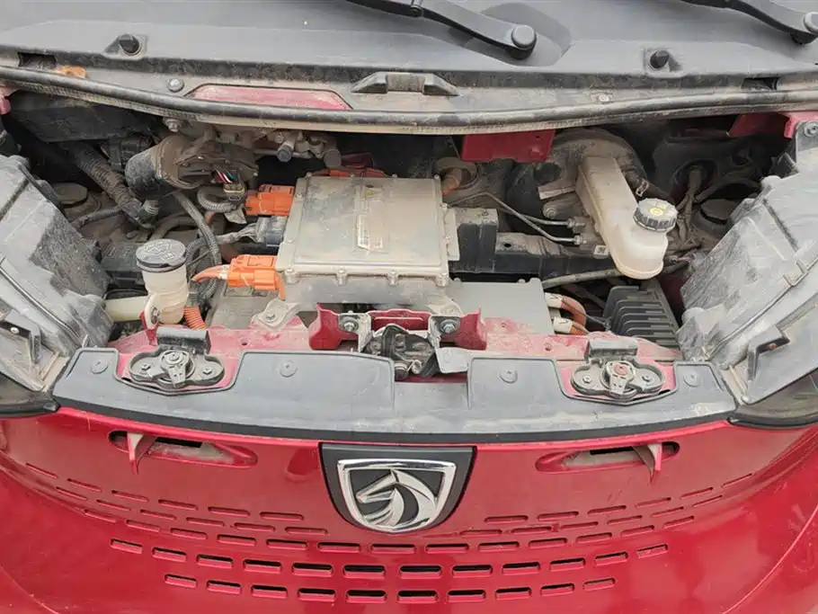 BAOJUN E100