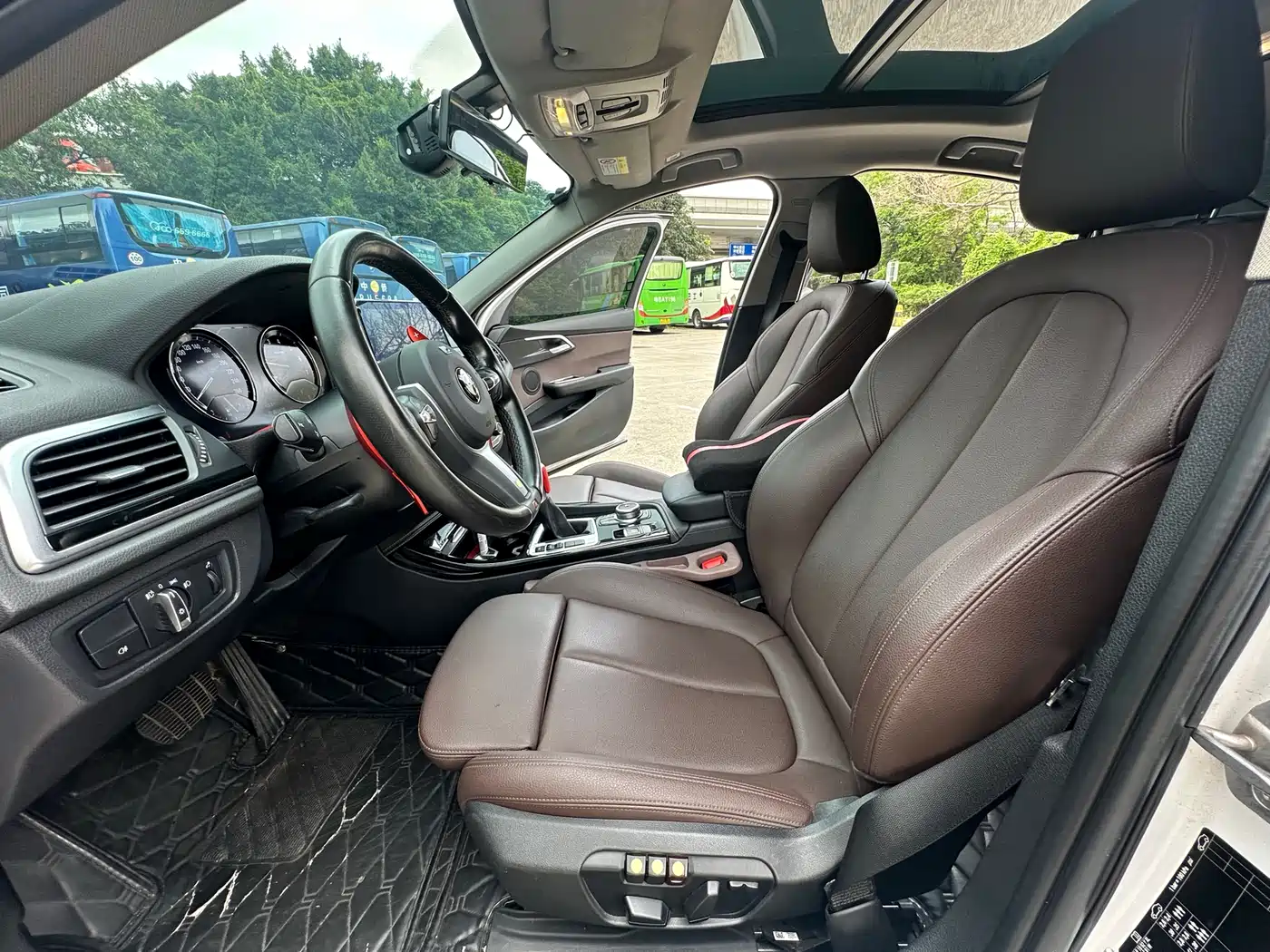 BMW 1 Series 2019 120i Leading M Sport Package фото 14