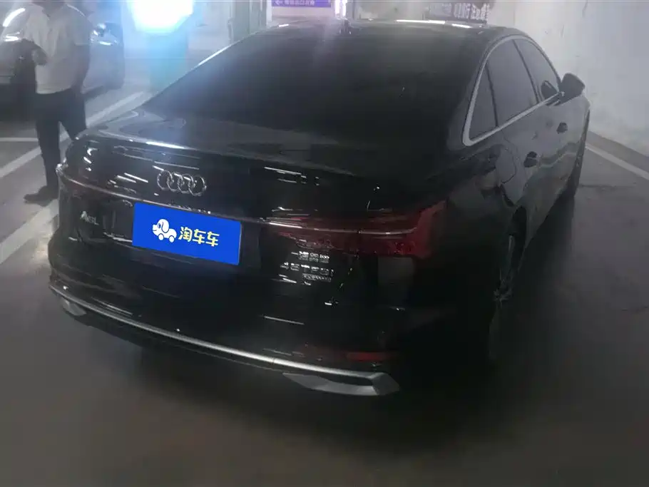 Audi A6L 2025 45 TFSI quattro Premium Sport + Exclusive Package фото 3