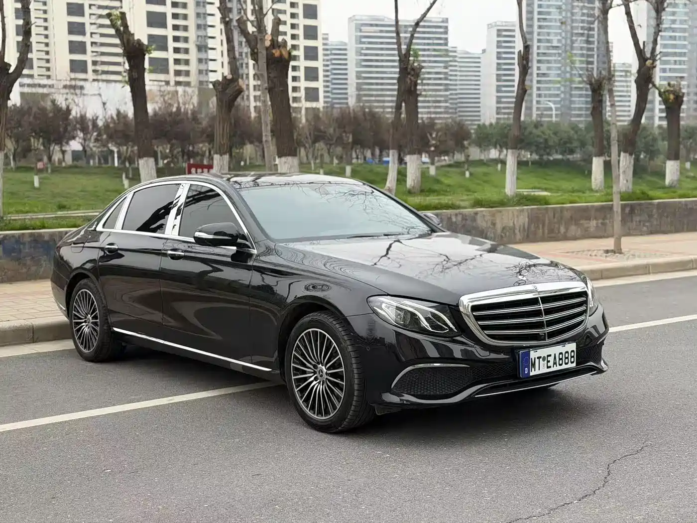 Mercedes-Benz E-Class 2018 Facelift E 300 L Fashion фото 3