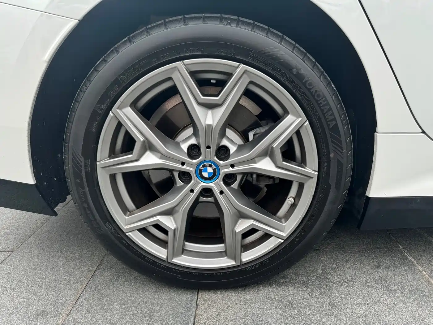 BMW i3 2024 eDrive 35 L фото 11