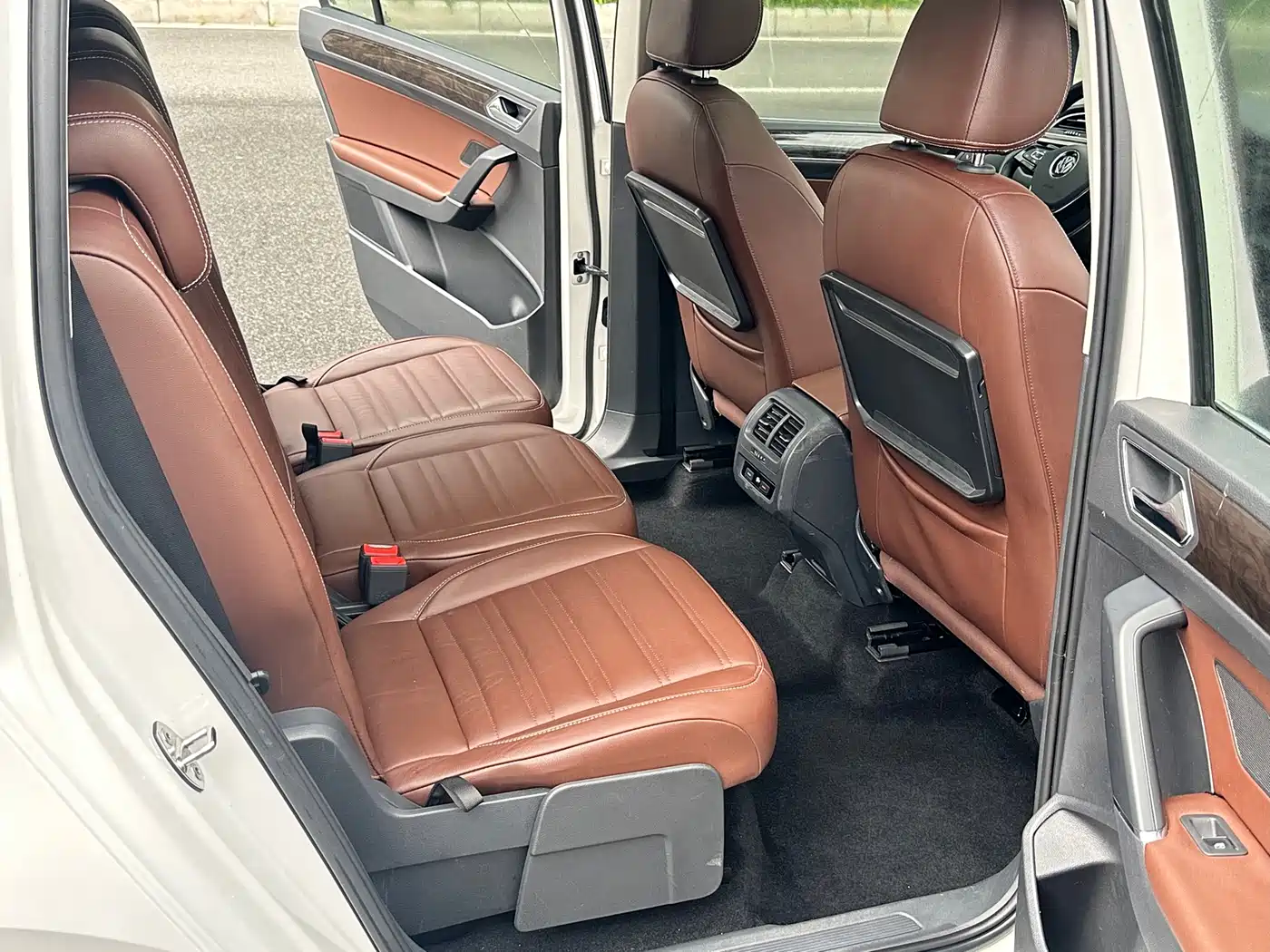 Volkswagen Touran 2016 Touran L 280TSI DSG Luxury фото 12