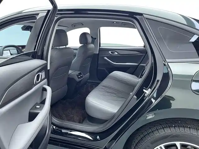 Geely Galaxy Galaxy A7 2025 2025 EM-i 70km Luxury Edition