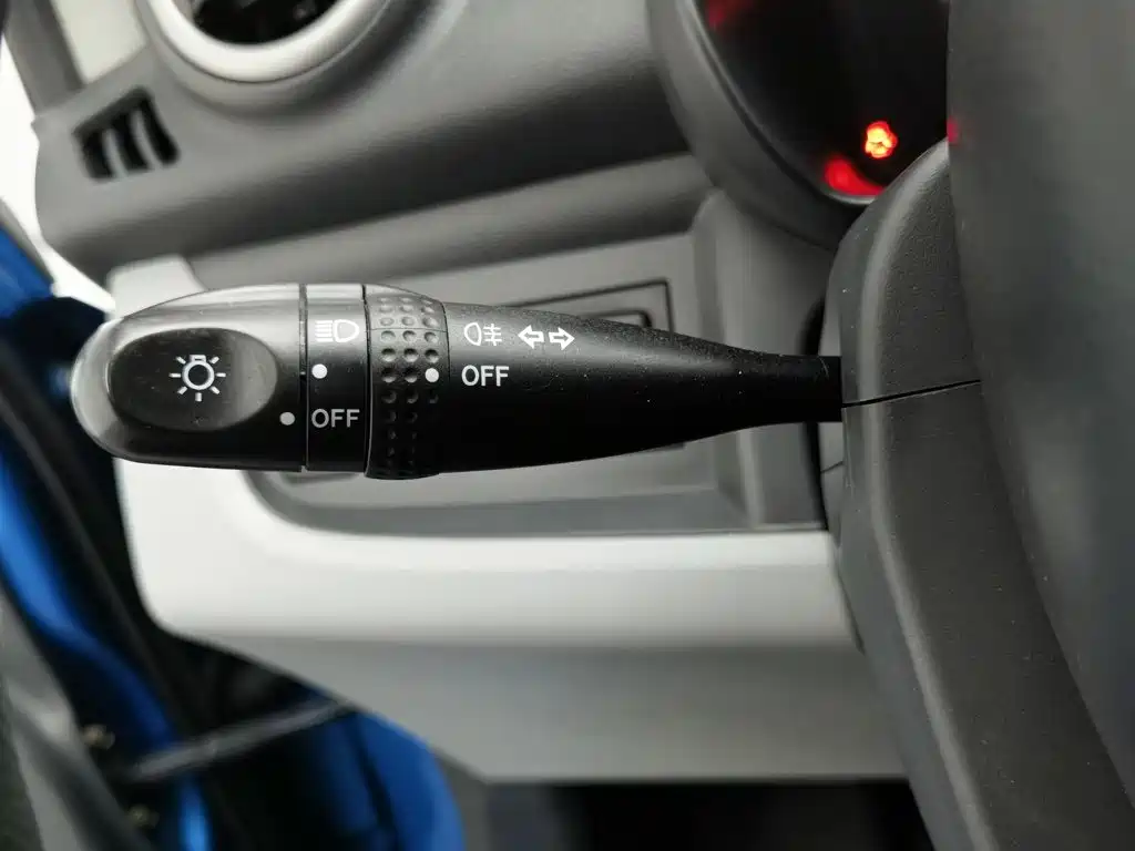 Photo 21 - Suzuki Alto