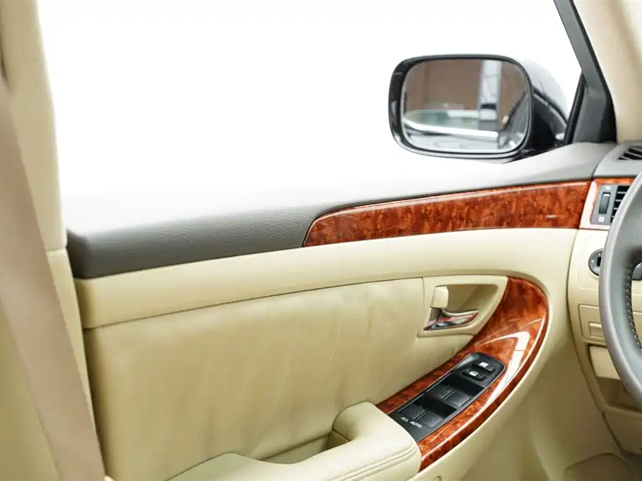Toyota Crown 2007 2006 2.5L Royal Leather Edition