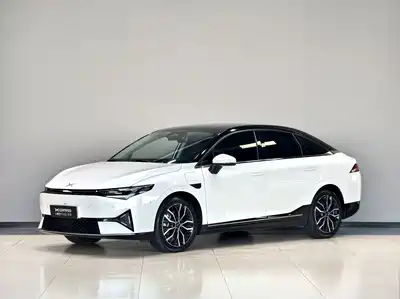 Xpeng P5