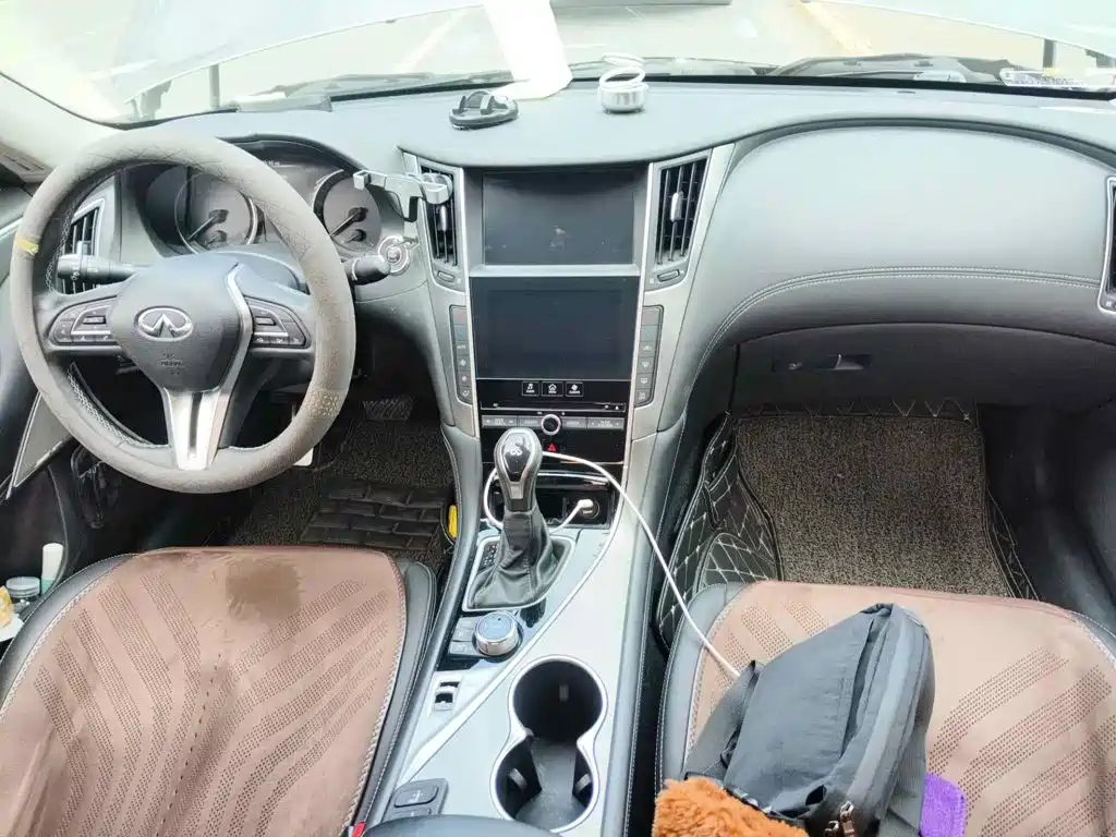 Infiniti Q50L 2019 2018 2.0T Premium Edition China V