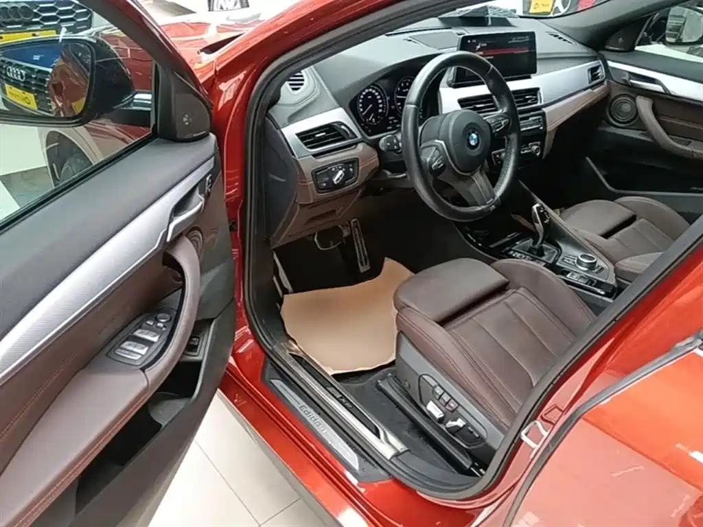 BMW X2