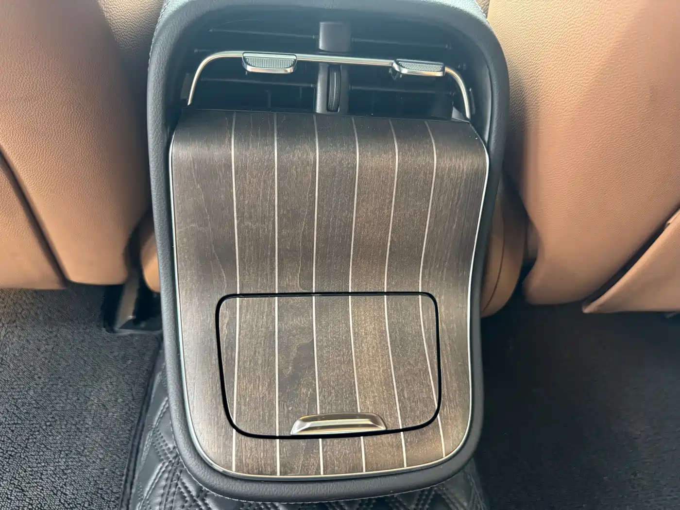 Mercedes-Benz E-Class 2024 E 300 L Fashion фото 12