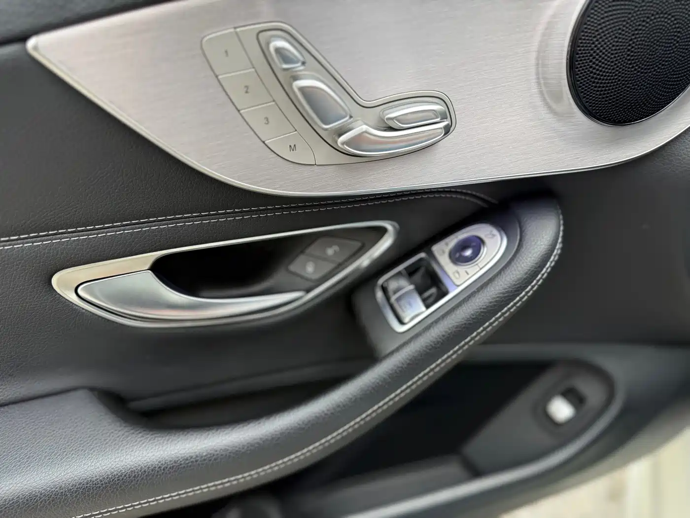 Фото 4 - Mercedes-Benz C-Class (Import)