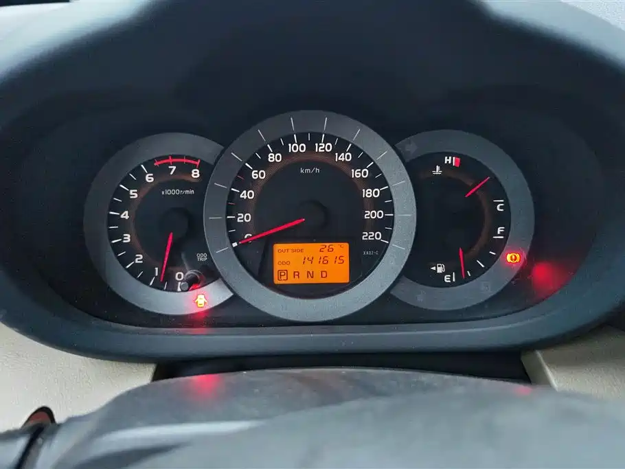 Toyota RAV4 Rongfang 2011 2.0L Automatic Luxury Edition фото 14