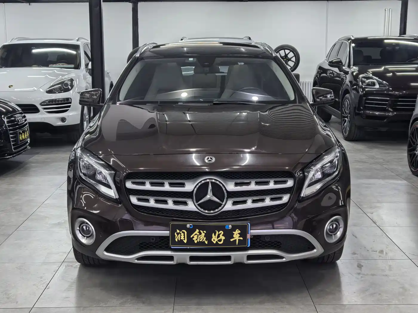 Mercedes-Benz GLA 2017 GLA 220 4MATIC Fashion фото 2