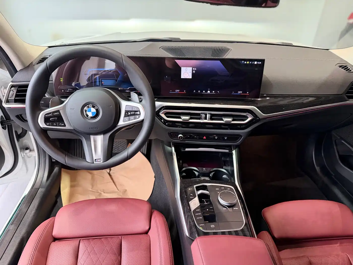 BMW 3 Series 2023 325Li M Sport Package фото 10