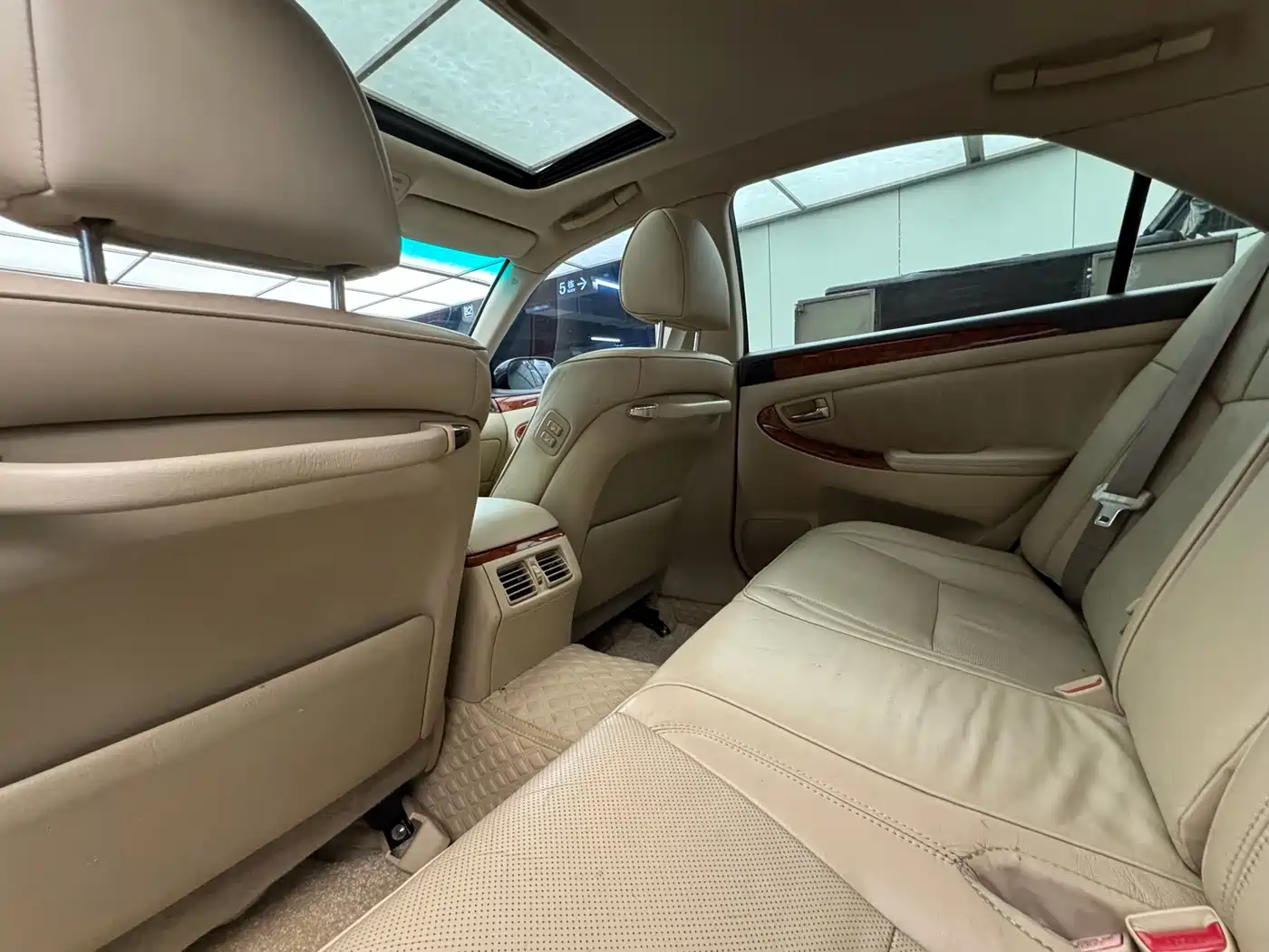 Toyota Crown 2007 2.5L Royal Special Edition фото 8