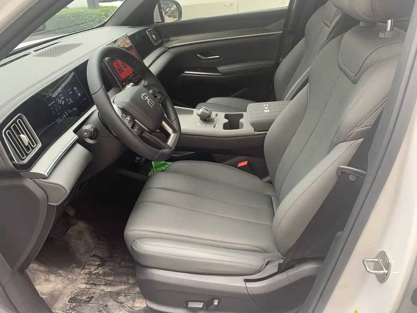 BYD Song Pro New Energy 2025 2nd Generation Smart Drive Edition DM-i 75KM Leading Type фото 5