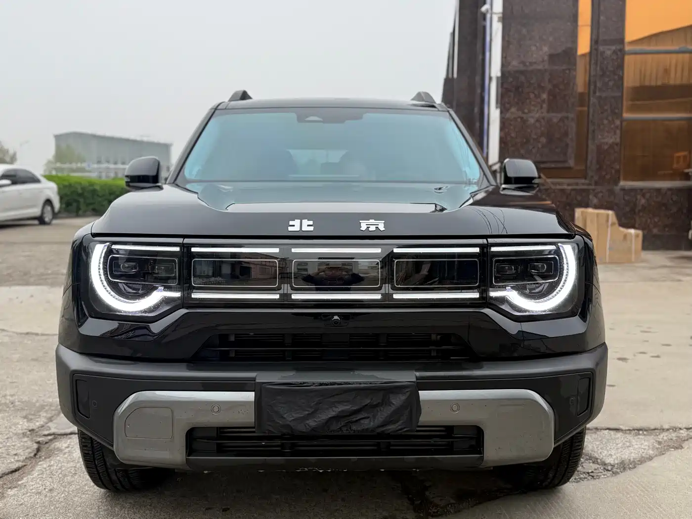 BAIC ORV Beijing Off-Road BJ30 2026 Traveller 1.5T Hybrid Standard Edition фото 2