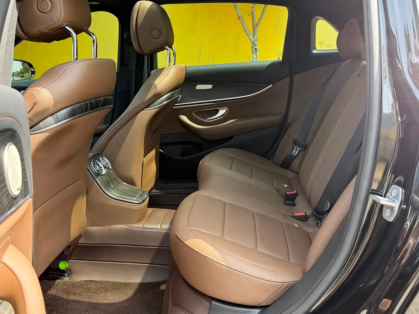 Mercedes-Benz E-Class 2023 E 300 L Luxury фото 15