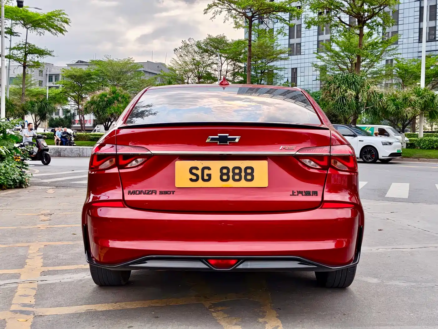 Chevrolet Monza 2019 RS 330T Auto Smooth Edition China VI фото 9