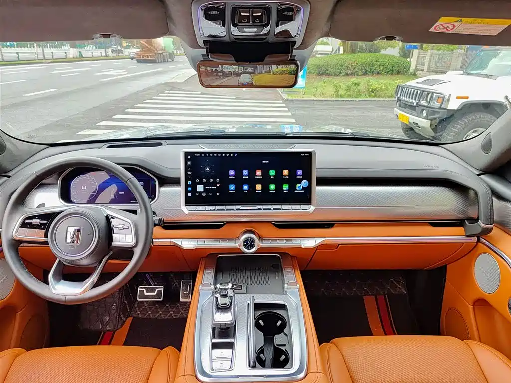 TANK TANK 700 NEW ENERGY