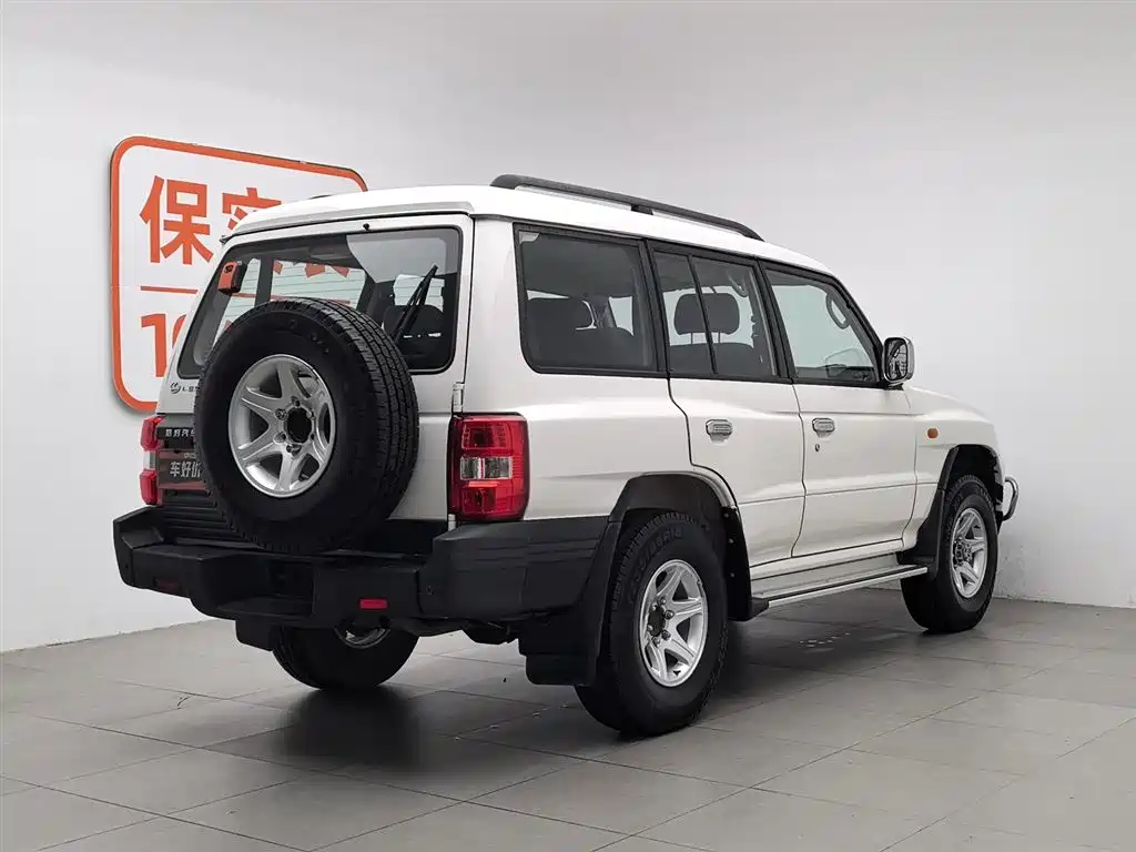 Leopaard Liebao Q6 2015 2.4L Manual 4WD Excellence фото 2
